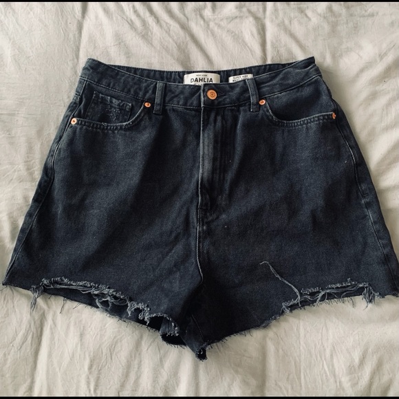 ASOS Super high rise mom short - Picture 4 of 7